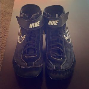 Nike wrestling shoes